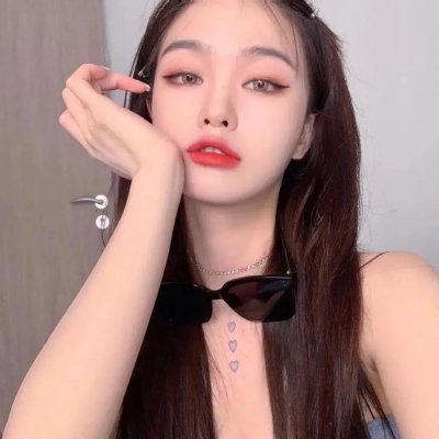 黑衣女子的香气